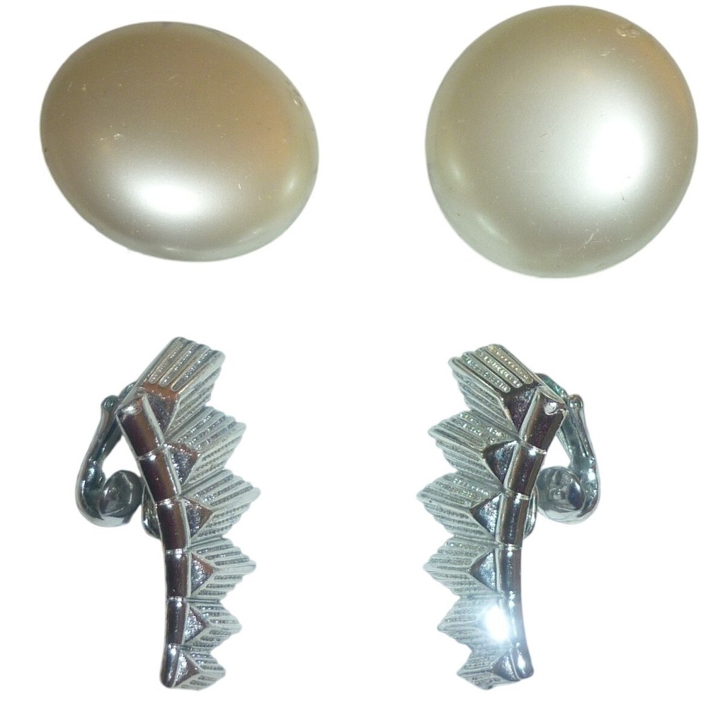 Coro & Marvella Vintage Clip On Earrings Set Round Silver Tone Fan 2 Pairs